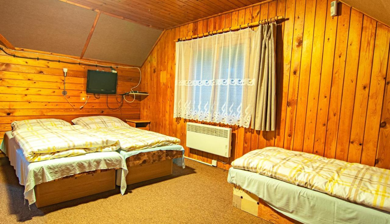 Turisticka Chata Chopok Demänovská Dolina Exterior foto